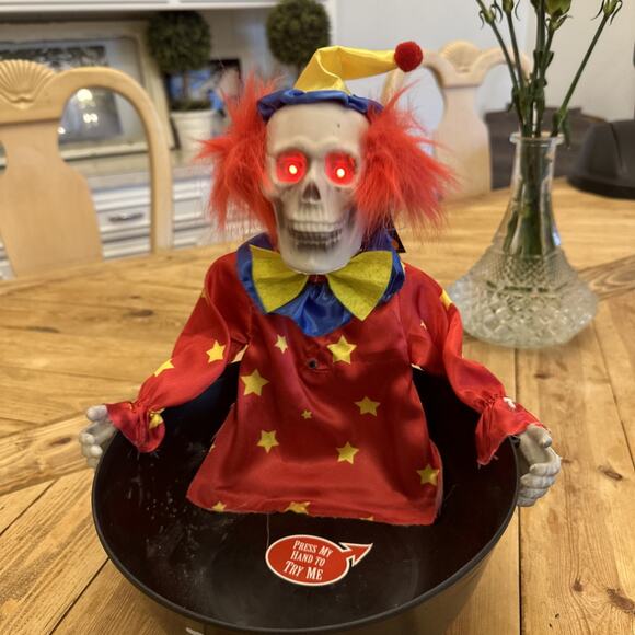 Skeleton Clown Animated Talking Moving Halloween Creepy Trick r Treat Candy Bowl - Picture 8 of 12